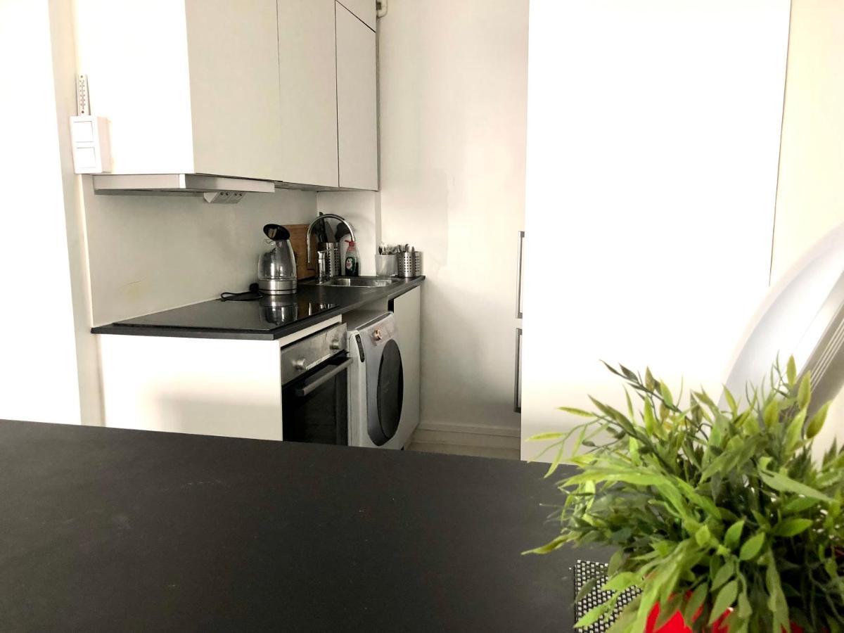 Sweethome Studio 49 In City Center Punavuori District 赫尔辛基 外观 照片