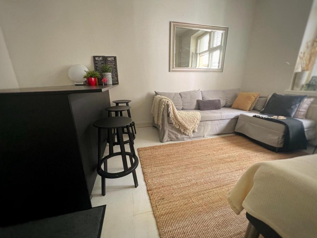 Sweethome Studio 49 In City Center Punavuori District 赫尔辛基 外观 照片